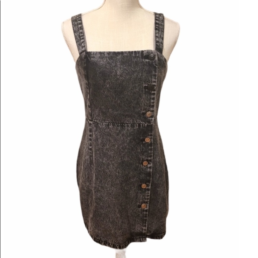 Brand New!! Dari Black Acid Wash Denim Button Up Dress